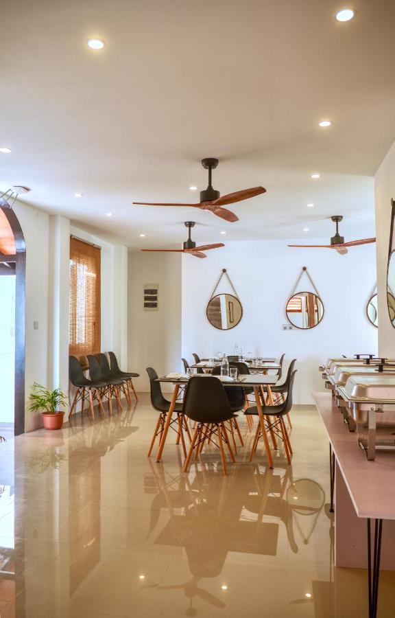 Island Ambience Hotel Maafushi Bagian luar foto